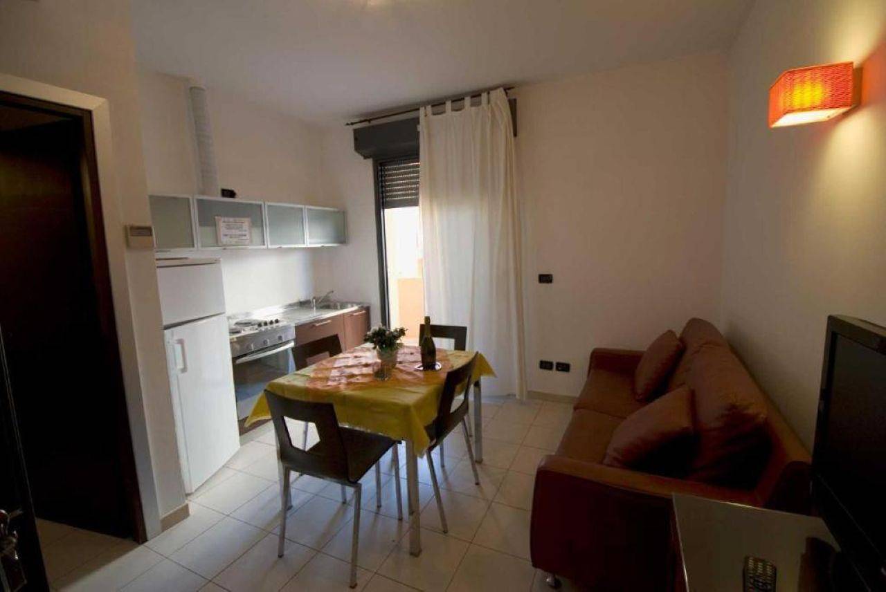 Ganze Wohnung, Domus apartament Basic-No balcony in Miramare, Rimini Provinz
