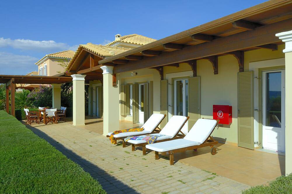 Superior Villa in Messenien