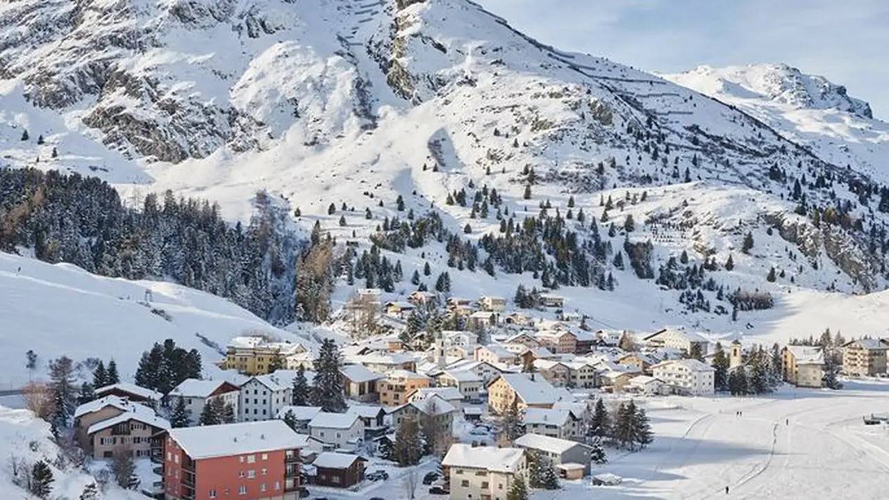Ganze Ferienwohnung, Ferienwohnung für 6 Personen (130 m²) in Bivio in Bivio (Graubünden), Surses