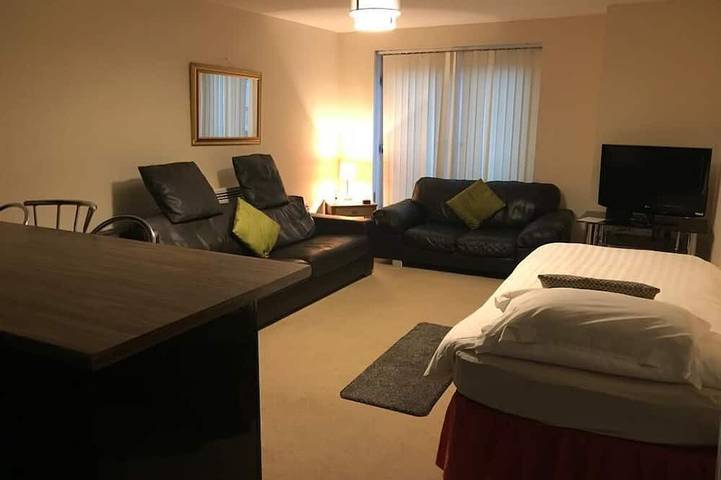 Ganze Wohnung, Apartment-Superior-Eigenes Badezimmer-Sleeps up to 6 in Sheffield, Südliches Yorkshire