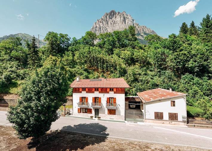 Maison d’hôte pour 4 personnes, avec vue et jardin, animaux acceptés