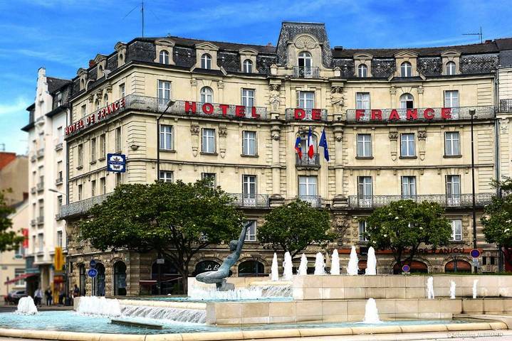 Hôtel pour 3 personnes dans Gare d'Angers Saint Laud