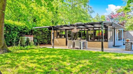 Location de vacances pour 2 personnes, avec jardin à Lanaken