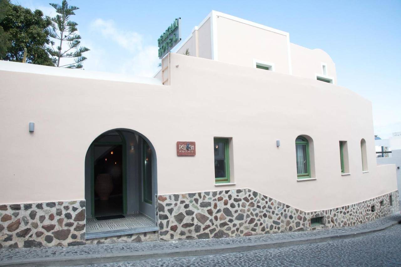 Pelican Hotel in Firostefani, Thera