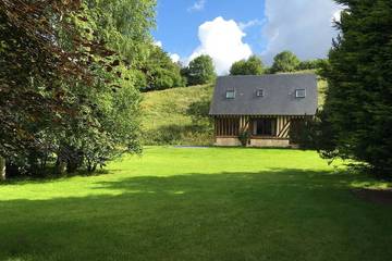 Gîte pour 4 personnes, avec terrasse et jardin à Blangy-le-Château