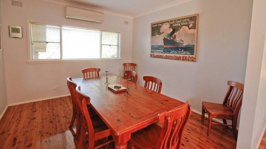 Holiday home for 8 people, with balcony and garden, with pets in Bermagui