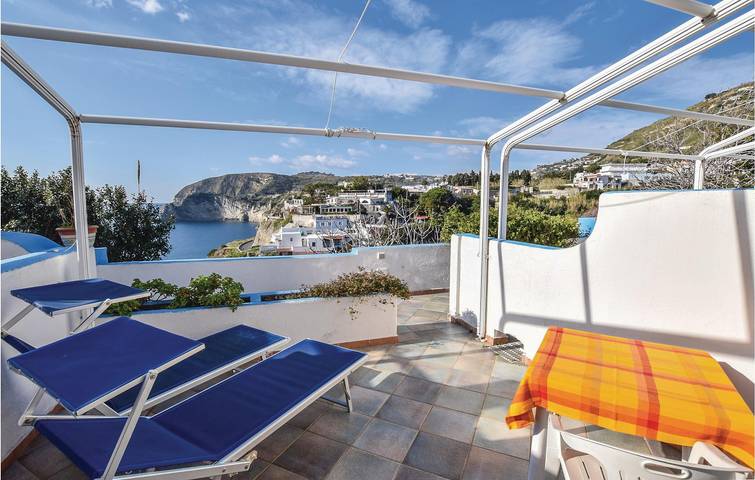 Ferienwohnung für 3 Personen, mit Terrasse auf Ischia