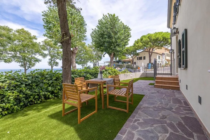 Appartamento vacanze per 4 persone, con giardino e panorama, con animali domestici - 1
