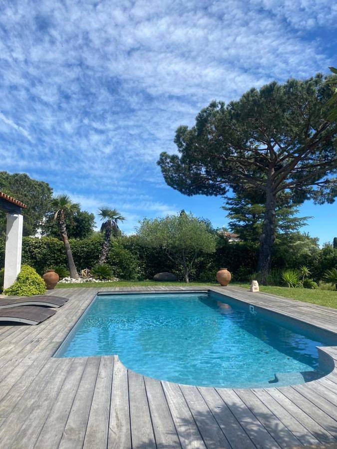 Maison d’hôte pour 2 personnes, avec piscine ainsi que jardin et vue à Grimaud - 4