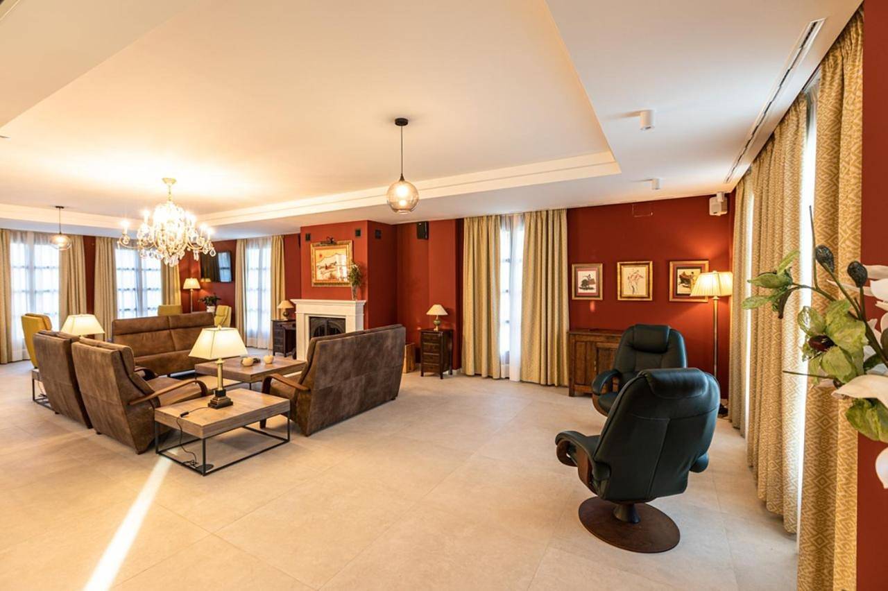 Torre de Briñas Private Resort in Briñas, La Rioja