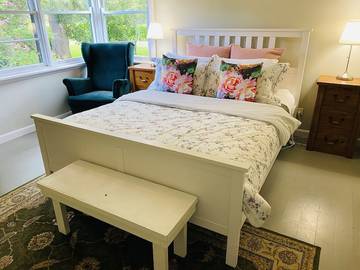 Bed And Breakfasts for 4 Guests in Shire of Wellington, Victoria, Picture 1