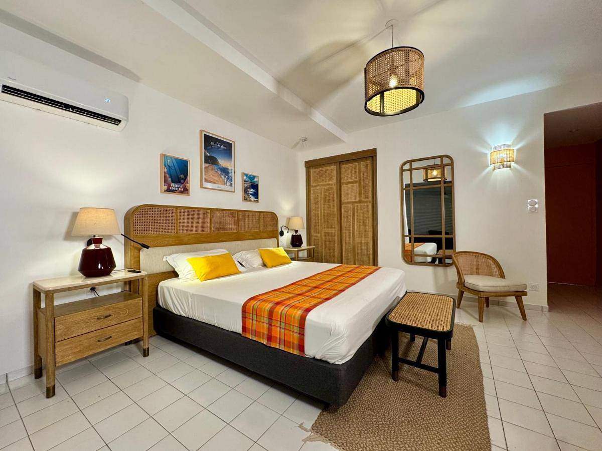 Résidence Le Vallon Guadeloupe Parc Piscine Appartements & Studios in Saint-François, Guadeloupe