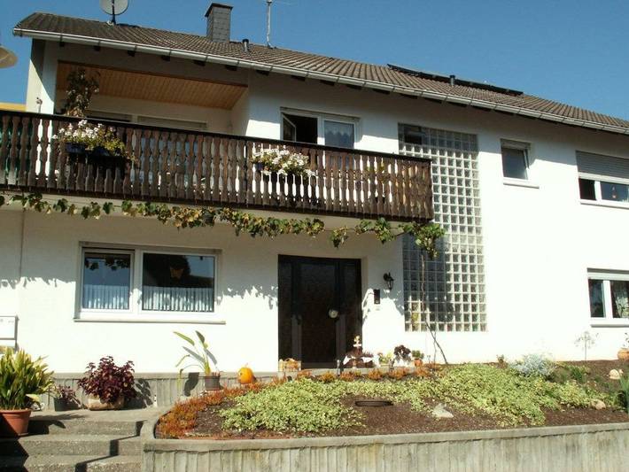 Ferienwohnung für 3 Personen, mit Terrasse in Ranschbach
