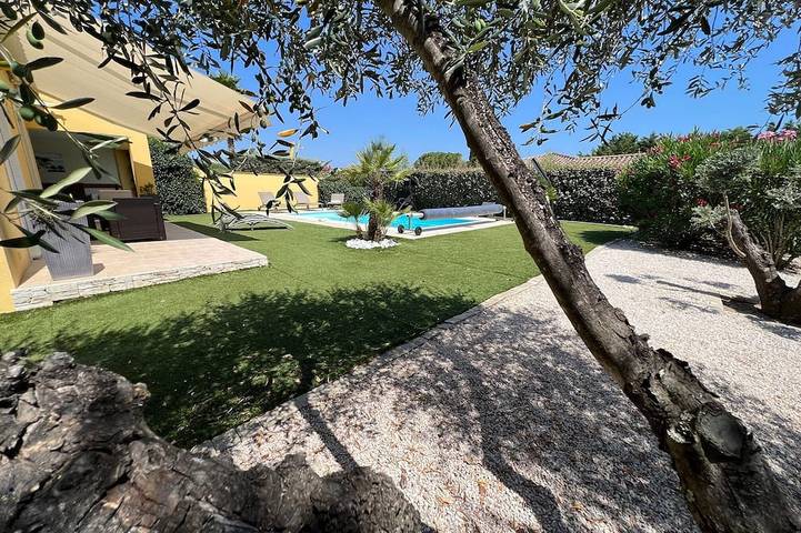 Villa pour 8 personnes, avec jardin et terrasse - 1