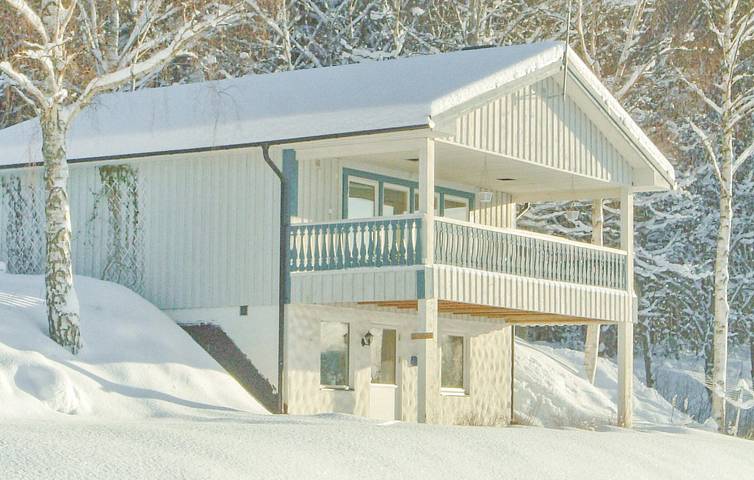 Ferienhaus für 6 Personen mit Terrasse in Värmland
