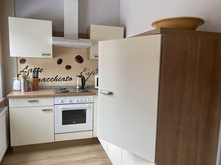 Ganze Ferienwohnung, Haus Merten - mit 2 Schlafz.,1 komb. Wohn-/Schlafz.,Küche,Du+Wc,5 P.,Eg,52m² in Arnstadt, Thüringer Kernland