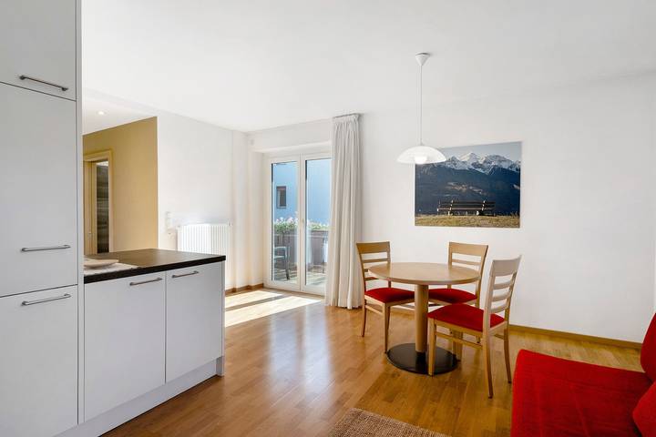 Ferienwohnung für 3 Personen, mit Balkon in Schlanders