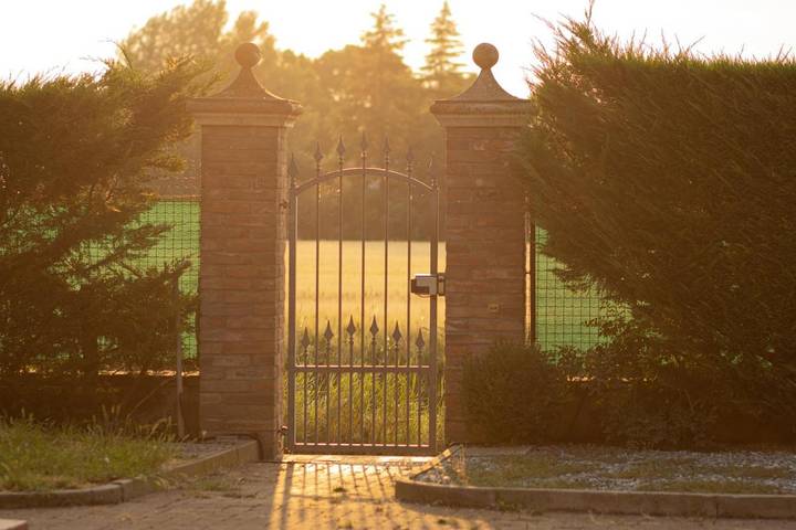 Appartamento per 2 persone, con giardino e panorama, con animali domestici in Budrio