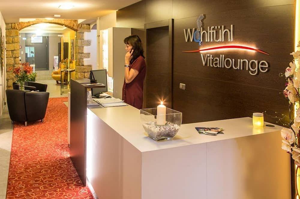 Komfortzimmer - für 1 bis 3 Personen - Parkhotel Bad Schandau in Bad Schandau, Elbsandsteingebirge