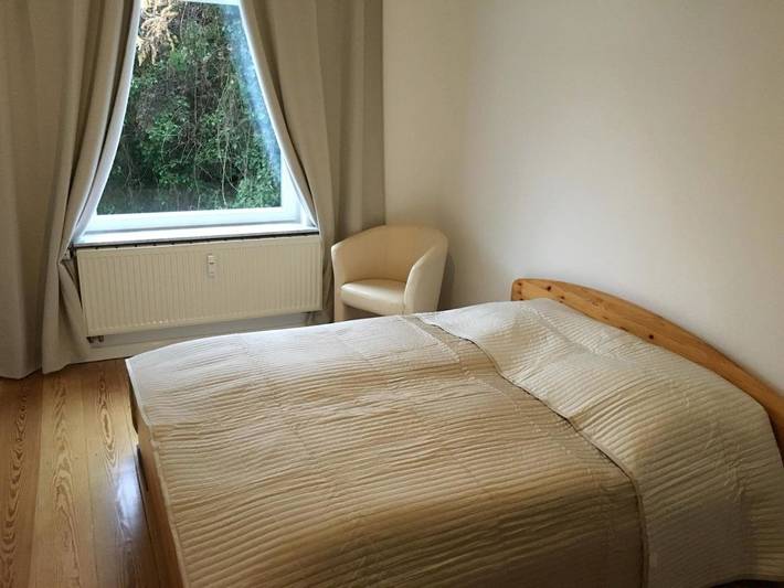 Ferienwohnung für 2 Personen, mit Balkon und Ausblick in Altona Hamburg
