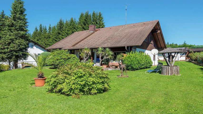 Ferienwohnung für 5 Personen, mit Garten