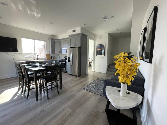 Location de vacances pour 6 personnes, avec jardin et terrasse à Los Angeles - 2