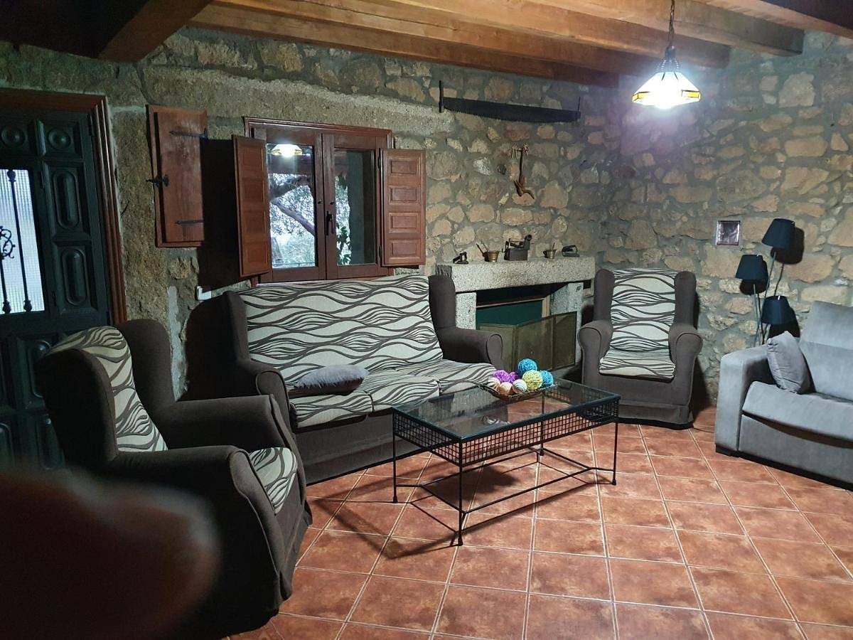 Chalet in Candeleda, Valle del Tiétar