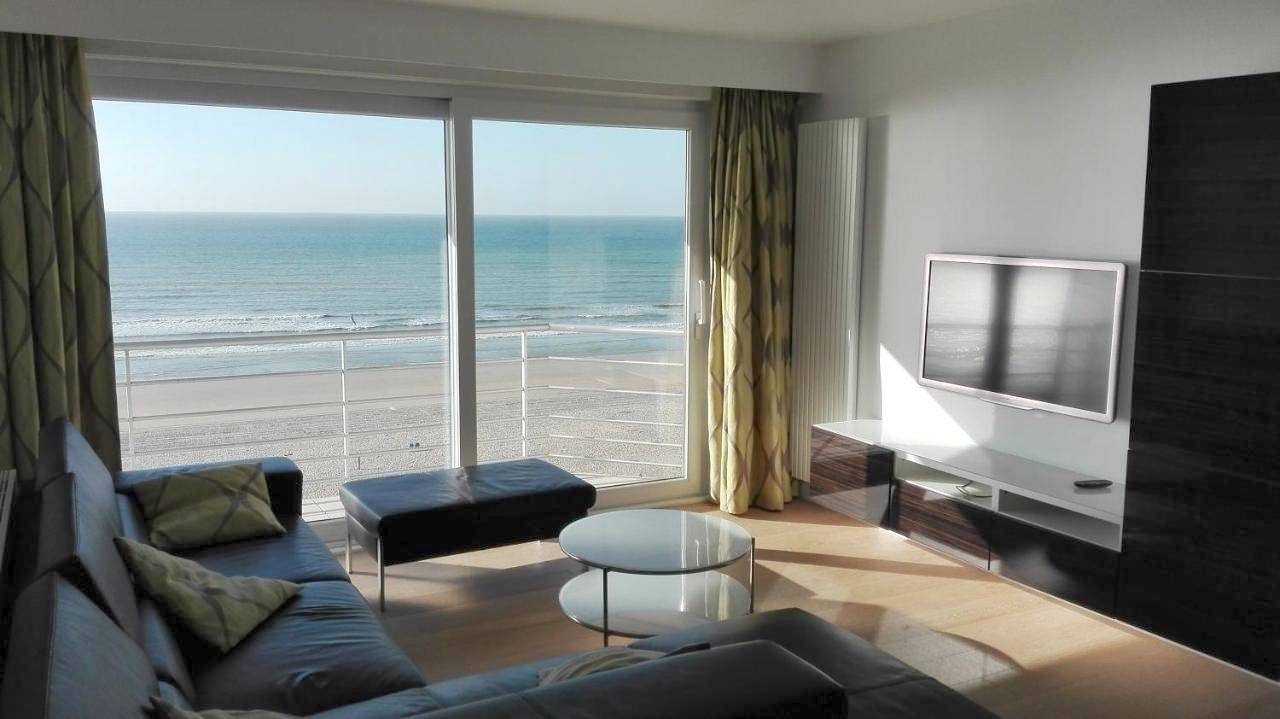 Geheel appartement, Apartment with Sea View in De Panne, Belgische Kust