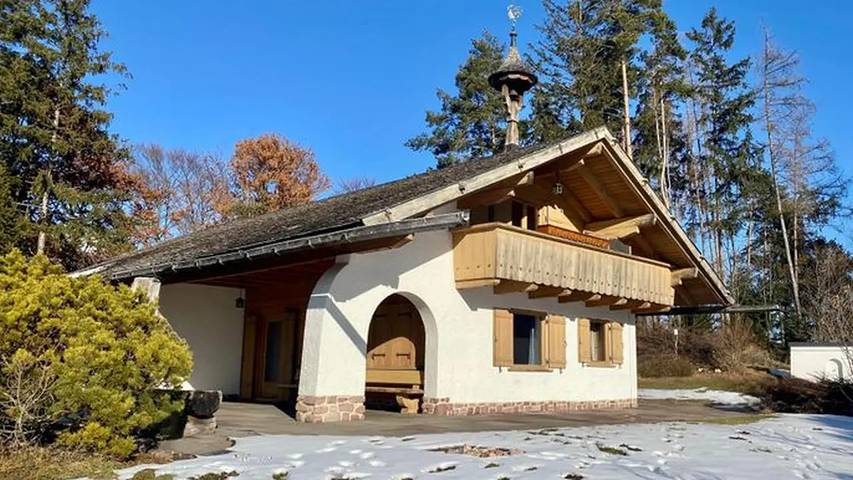 Ferienhaus für 9 Personen, mit Garten
