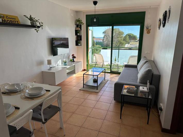 Apartamento para 6 personas, con vistas y balcón en Amposta