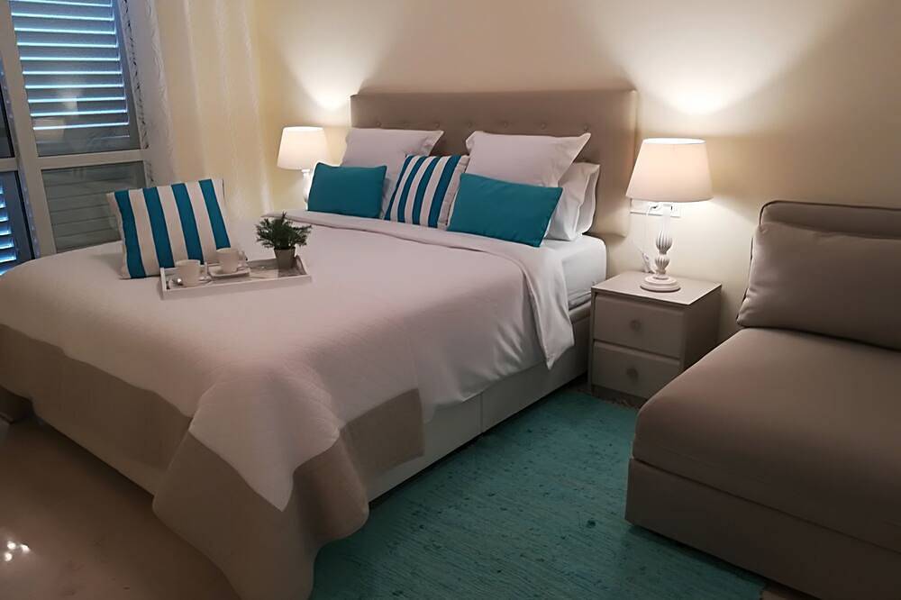 Apartamento entero, ✅ Hermoso Piso de Lujo ⛳️🏌️Vista Mar & Marina, Airco/Tv/ 🆓Wi-Fi/ lavavajilla in Almerimar, El Ejido