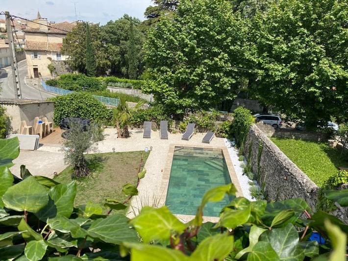 Location de vacances pour 6 personnes, avec jacuzzi ainsi que piscine et jardin à Bourg-Saint-Andéol - 4