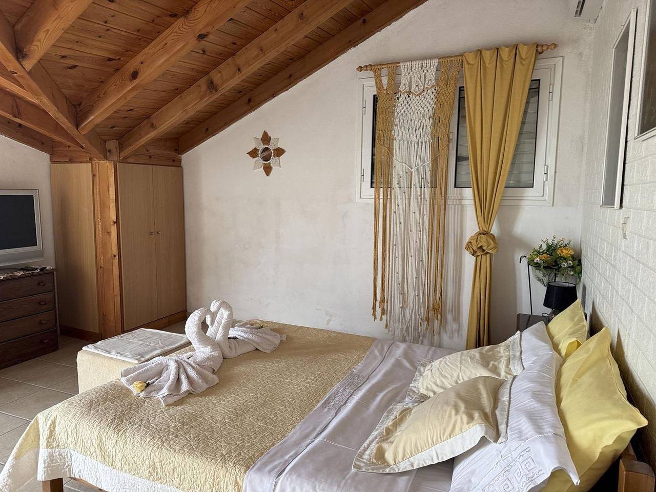 Geheel appartement, Vakantieappartement voor 4 personen met uitzicht in Messenia