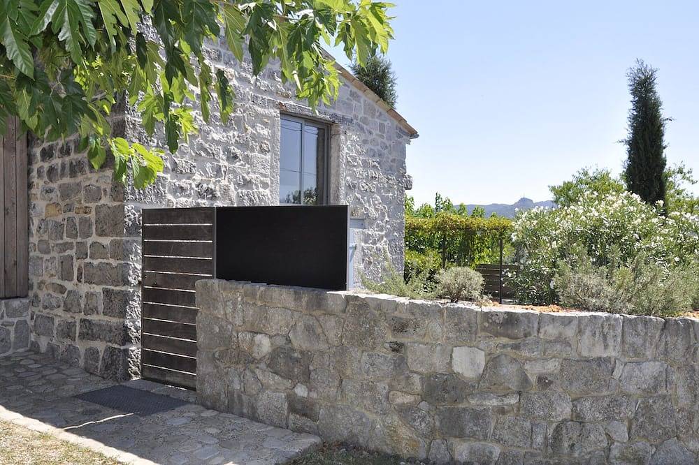 Gîte d'architecte dans mas du Xviii siècle à 20mn de la grotte Chauvet in Ruoms, Ardèche