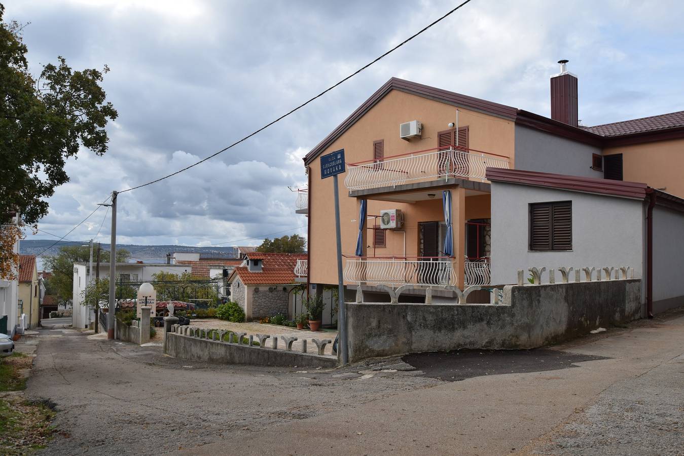 Ganze Wohnung, 1-Zimmer-Ferienwohnung mit Terrasse und Meerblick Starigrad, Paklenica A-6594-b in Starigrad Paklenica, Starigrad