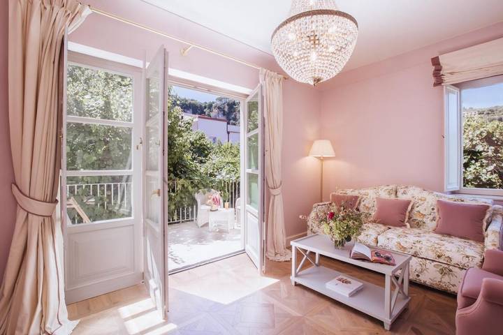 Casa de huéspuedes para 4 personas, con jardín y vistas en Sorrento