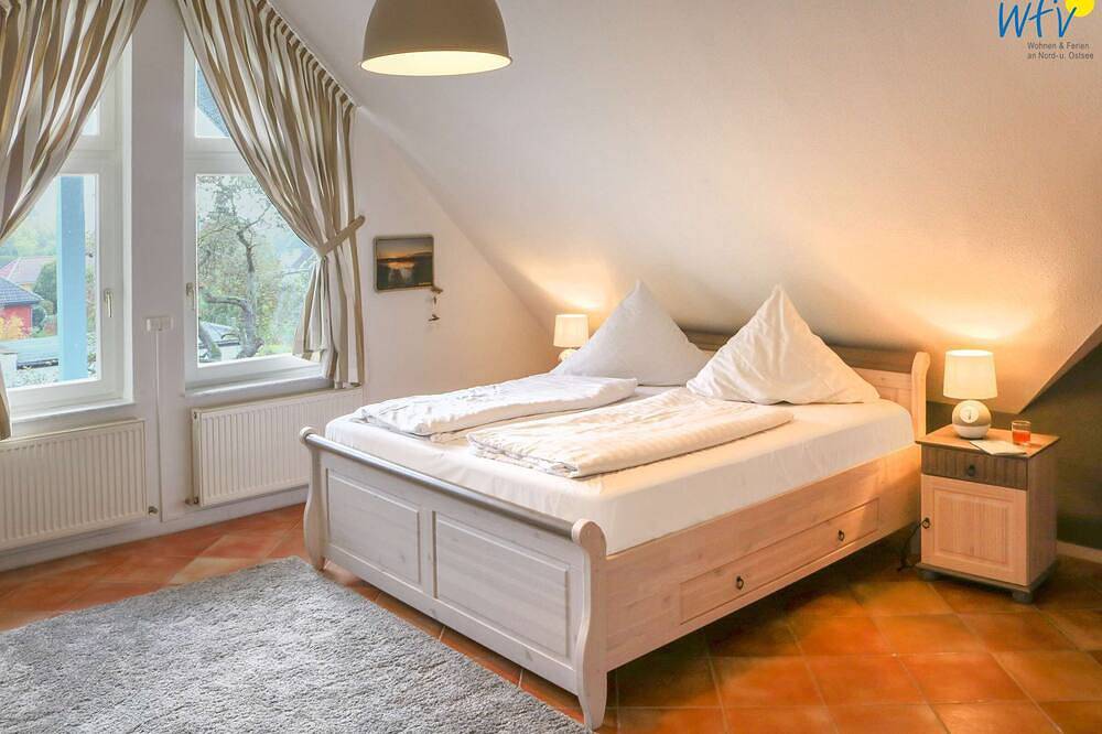 Ganze Wohnung, Einladende Ferienwohnung im Ferienpark Seedorf mit Balkon und Spielplatz in Seedorf (Sellin), Sellin