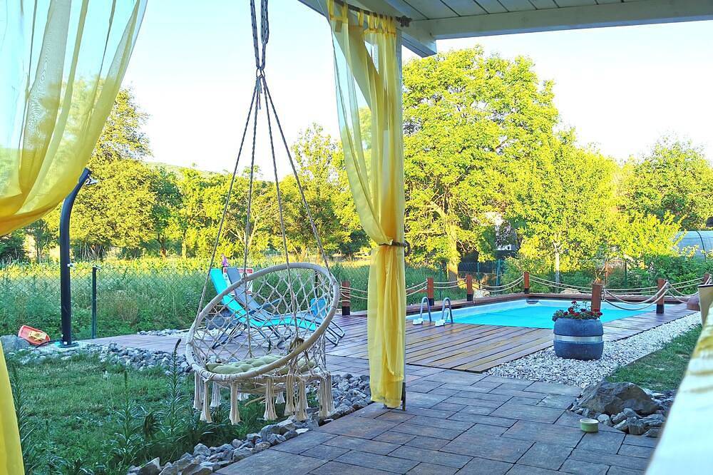 Holiday home Melani - with private pool and sauna in Prozor, Condado de Lika-Senj