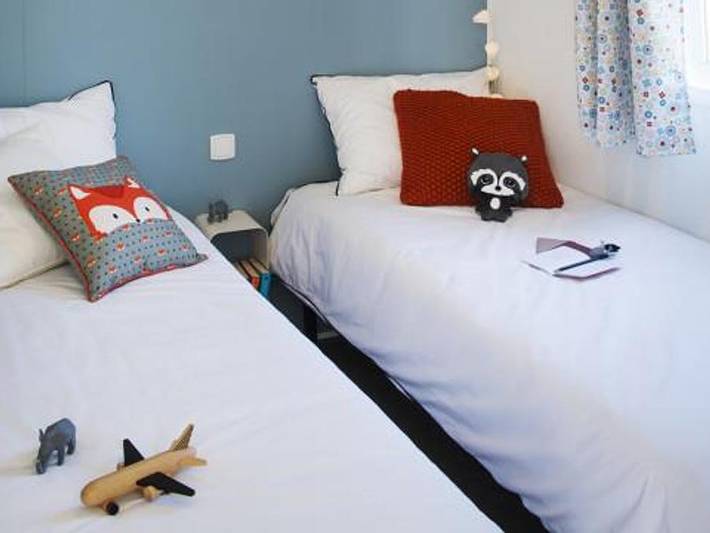 Camping Le Fun - Mobilheim 4 personen - Hawaii 21.70m², 2 Schlafzimmer, Klimaanlage+überdachte Terrasse 11m². Neu in Fitou, Mittelmeerküste (Frankreich)