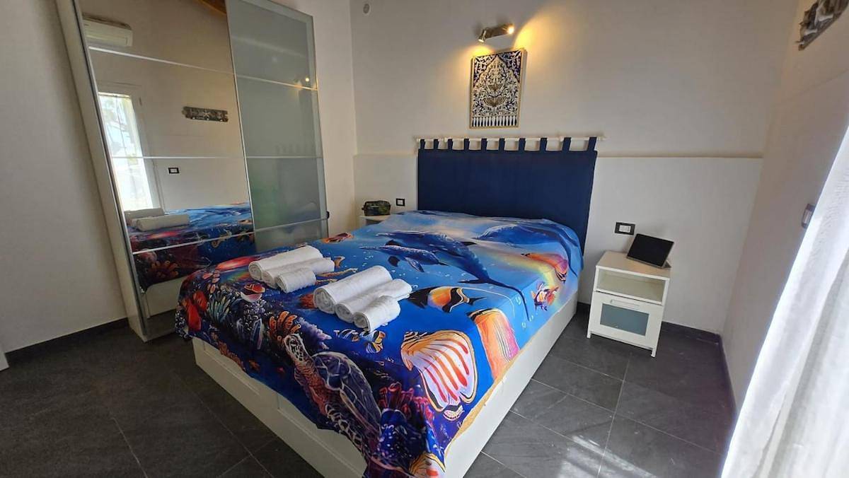 The House on the Seashore in Porto Empedocle, Province de Agrigento