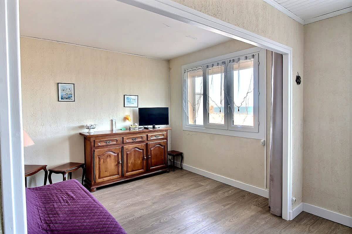 Appartement entier, Comfortable seafront apartment for 4 people  in Valras-Plage, Côte d'Améthyste