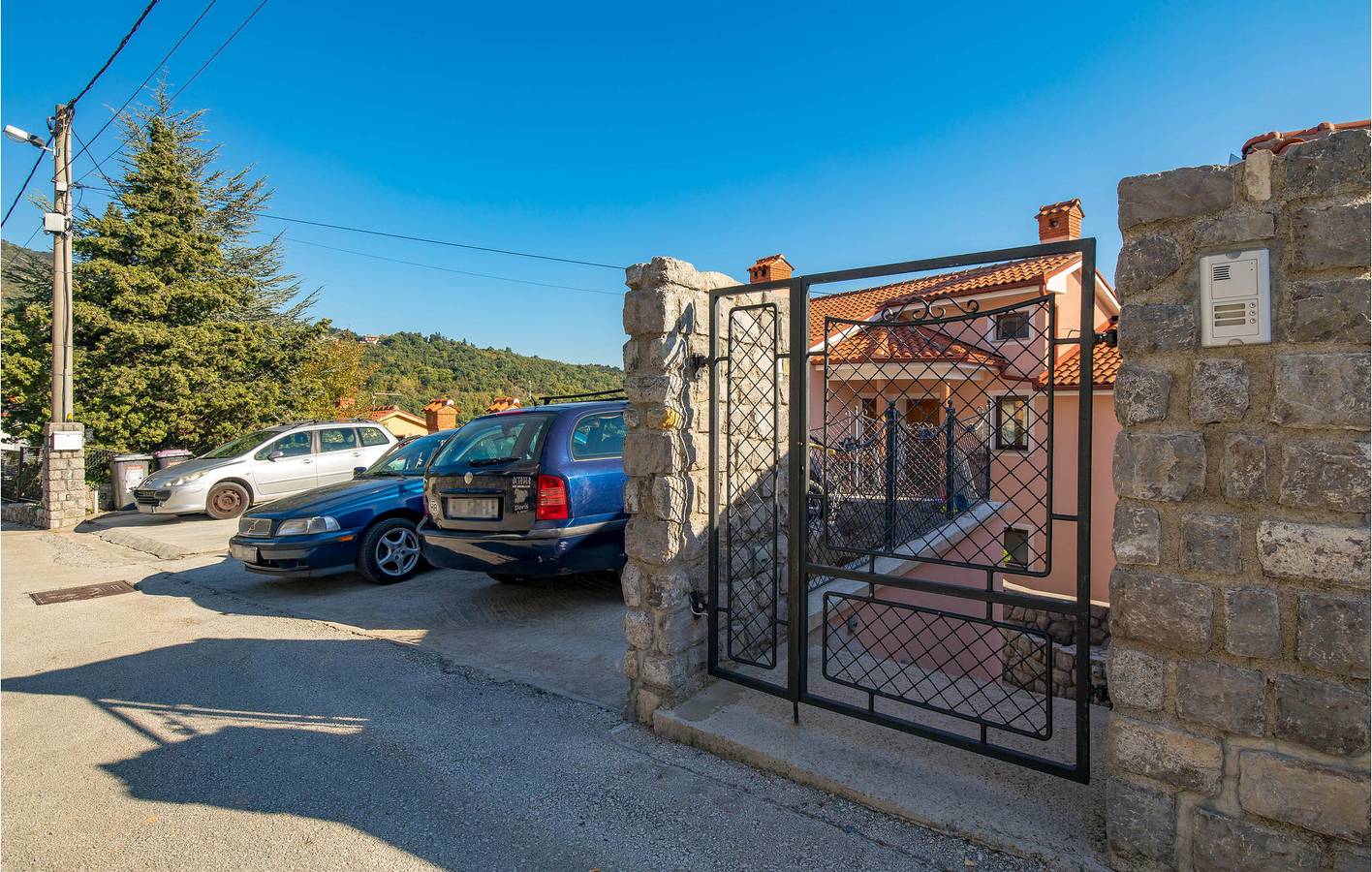 Entire holiday apartment, Holiday apartment for 5 people with terrace in Opatija Riviera