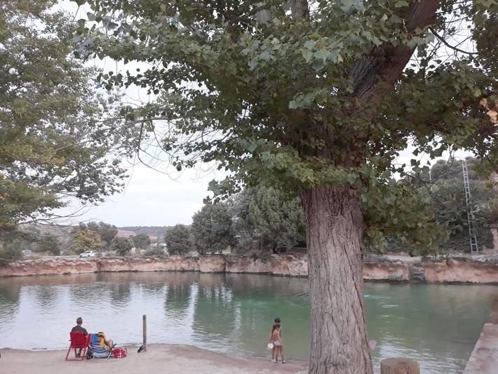 Casa rural para 12 personas, con vistas al lago además de vistas y jardín en Provincia de Albacete - 2
