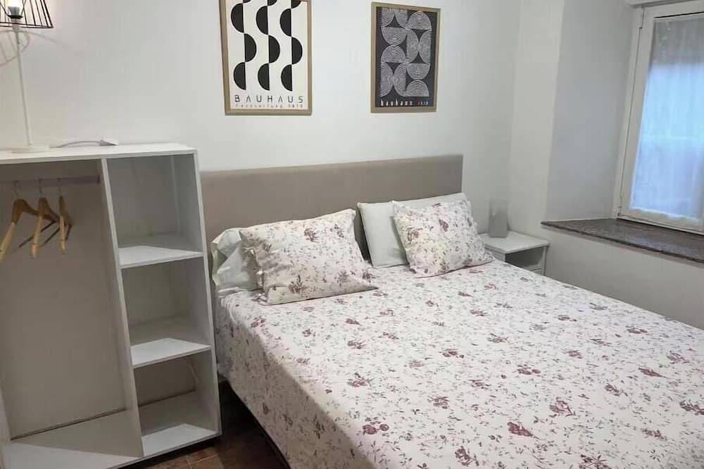 Appartement entier, Centrally located apartment in liencres with parking space in Piélagos, Côte Cantabrienne