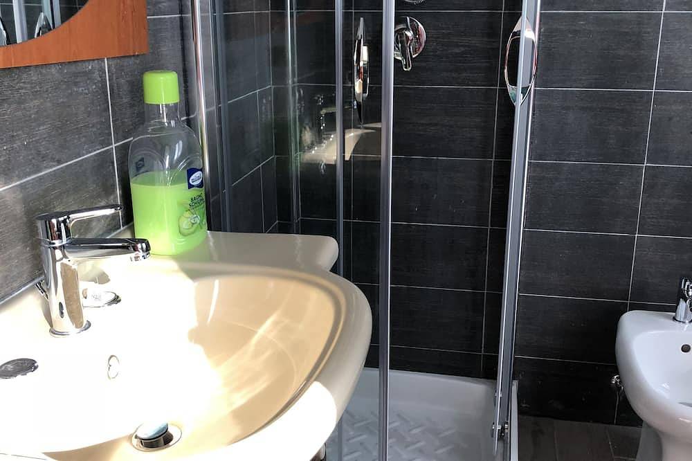 Ganze Wohnung, Relaxation and privacy in park 1km from archaeological zone. in Licinella - Torre di Paestum, Cilento