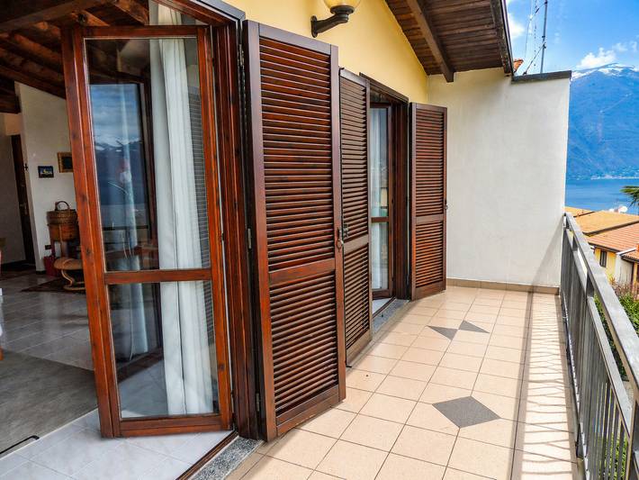 Ferienwohnung für 4 Personen, mit Balkon und Ausblick sowie Seeblick in Maccagno con Pino e Veddasca - 3