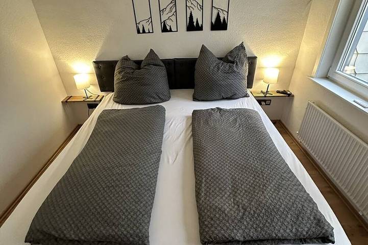 Ganze Wohnung, Exklusive Ferienwohnung im Herzen von Goslar in Goslar, Harzvorland