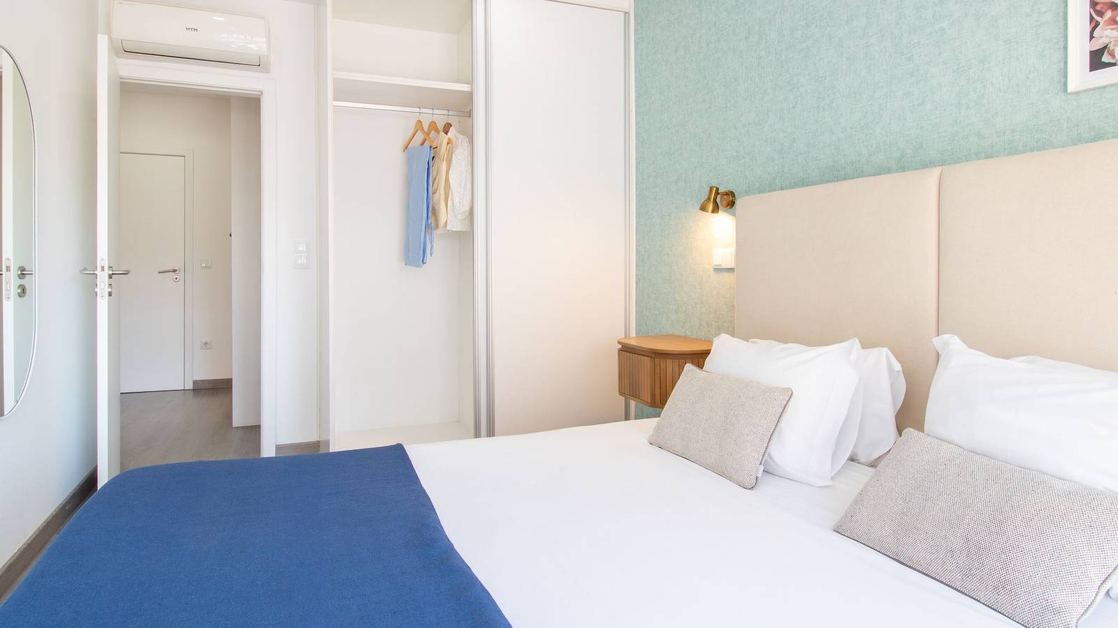 Entire apartment, Boavista Cozy Apartment by Lovelystay in Cedofeita, Porto