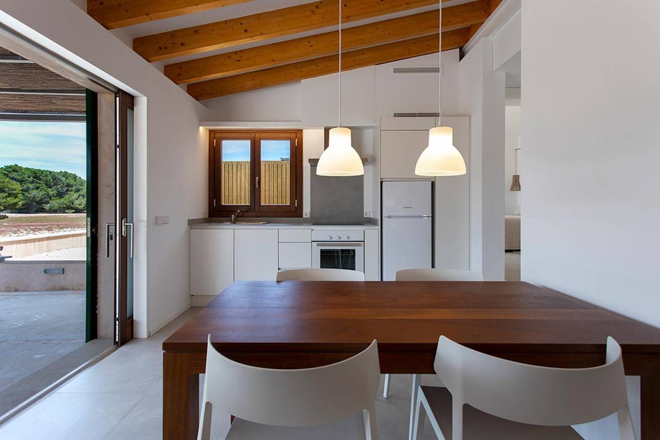 Holiday Home 'Twin Piscina' with Shared Pool, Wi-Fi and Air Conditioning in Campos, South Majorca