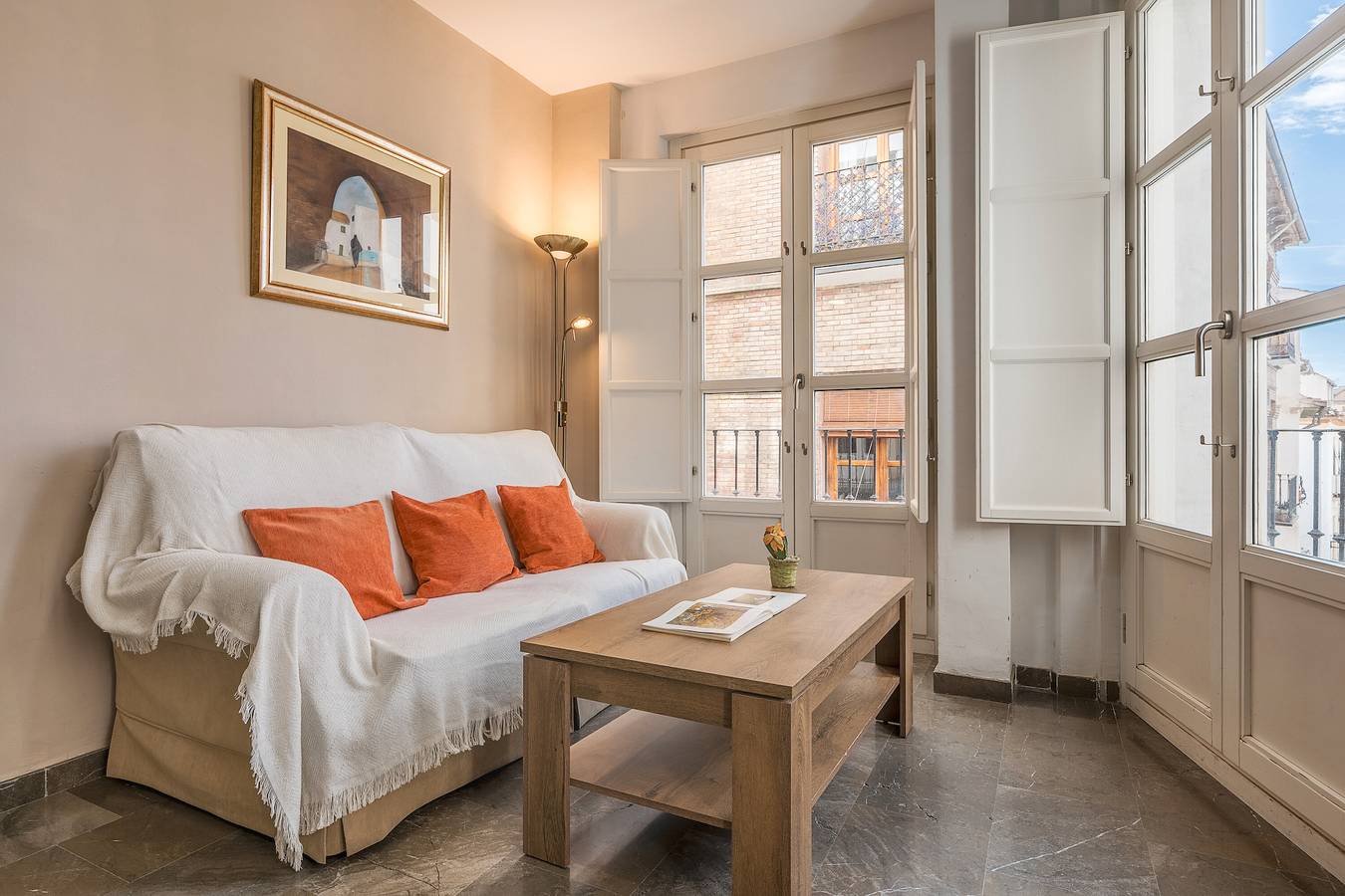 Appartamento intero, Appartamento 'Centrico Apartamento Bajo Albaycín' con Balcone, Wi-Fi e Aria Condizionata in Granada, Provincia di Granada